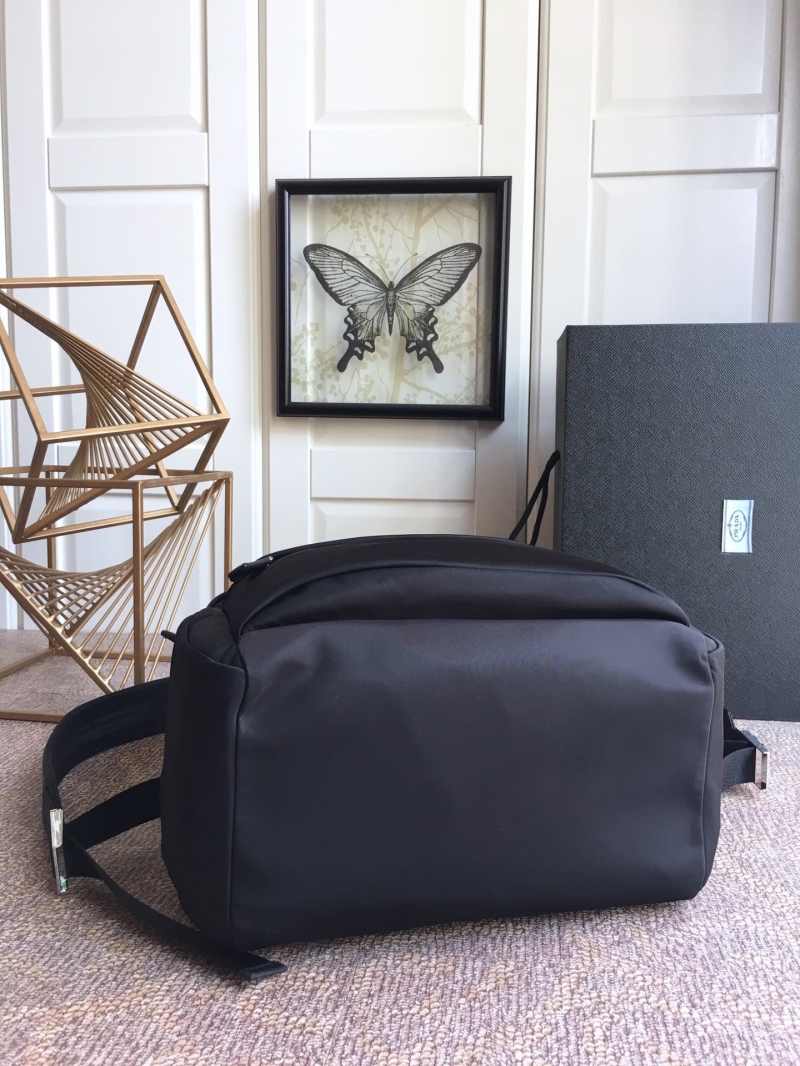 Pra*a backpacks
